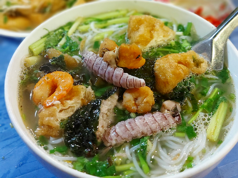 Các món ăn đặc sản tại Hạ Long